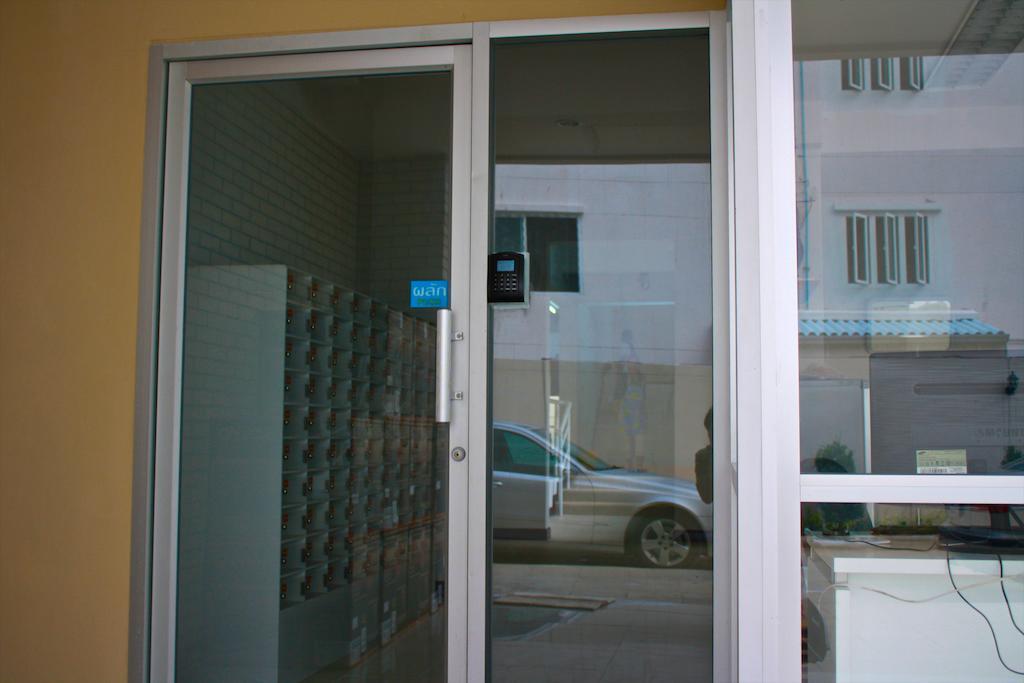 Baanbudsarin Apartment Sing Buri Exterior foto