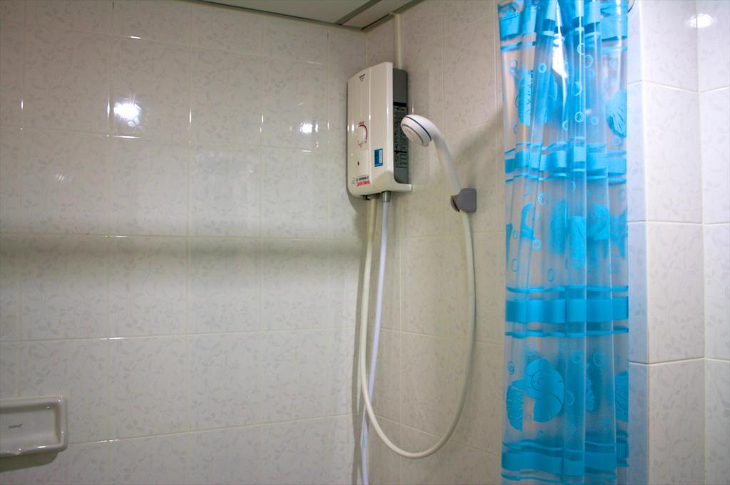 Baanbudsarin Apartment Sing Buri Exterior foto