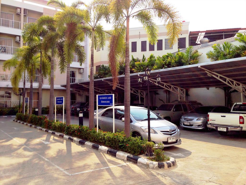 Baanbudsarin Apartment Sing Buri Exterior foto